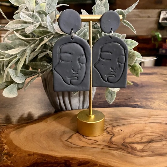 Handmade Clay Earrings | Face Outline Statue | Solid Grey | Push Backs - Picture 11 of 11